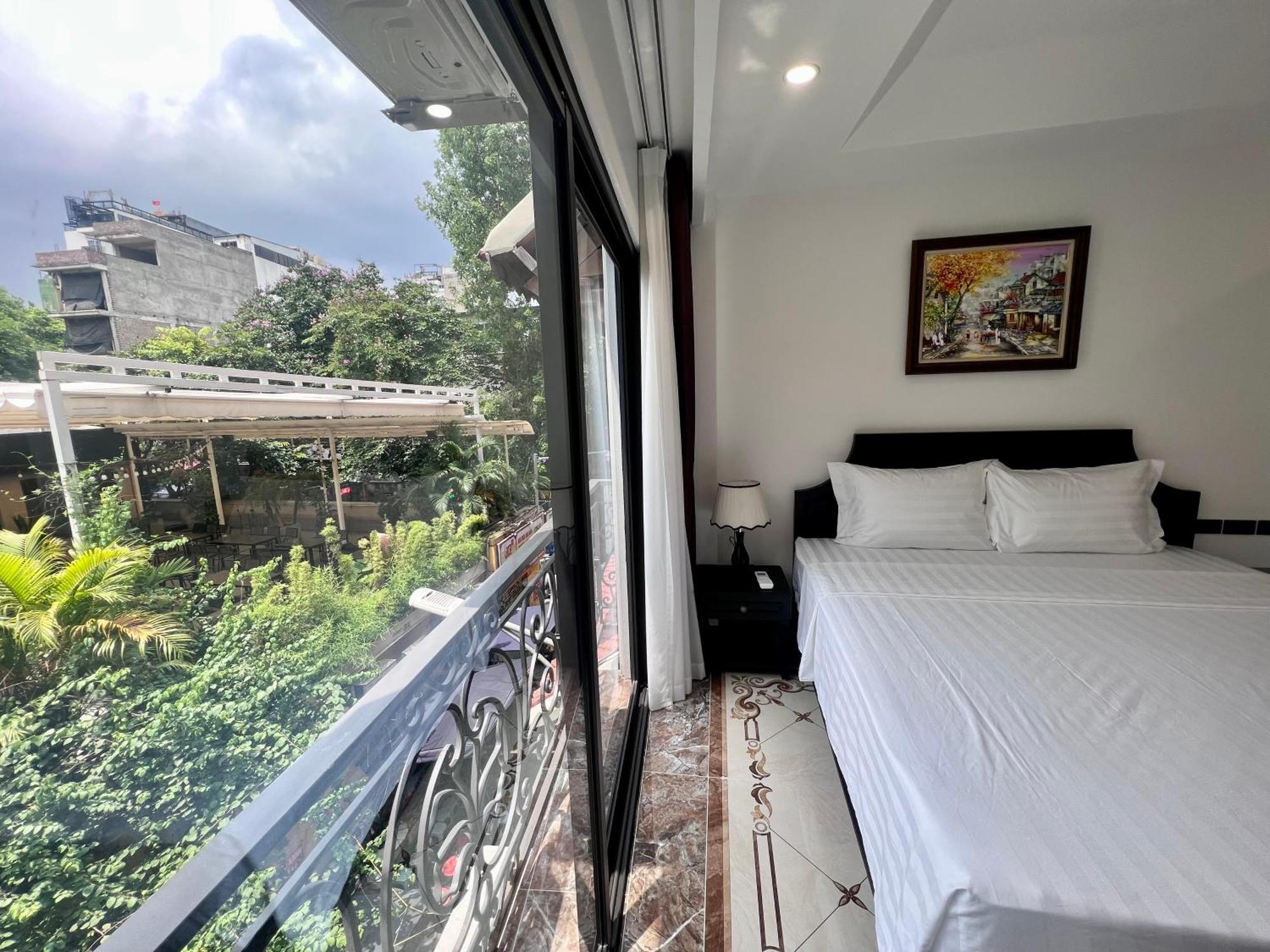 Bay Luxury & - No 1 Ngo Huyen Hotel