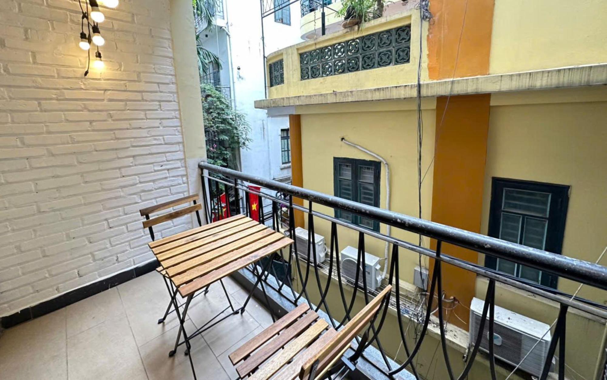 Luxe Paradise 80 Tu Hoa Apartment Hanoi