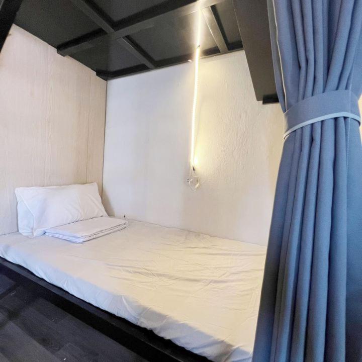 Heritage Corner Hostel *