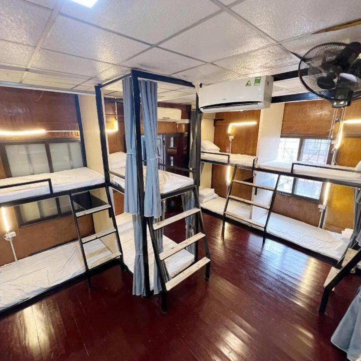 Heritage Corner Hostel Hanoi