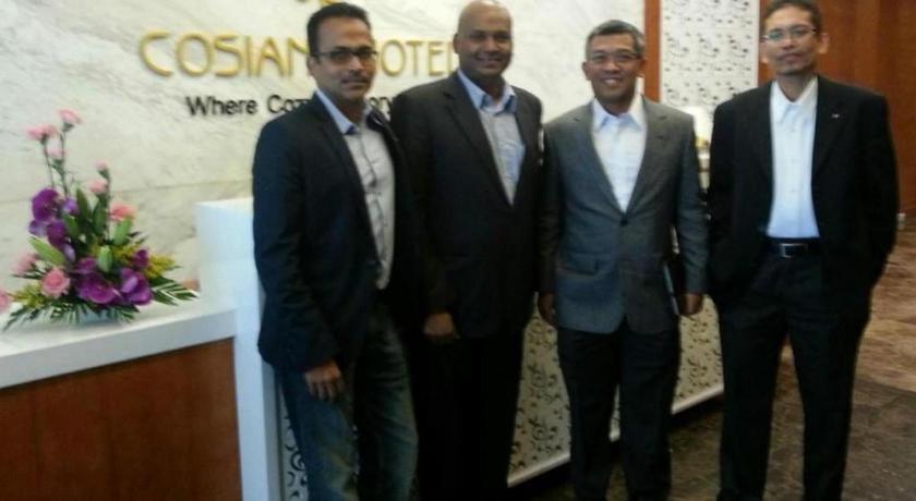 Hotel Cosiana 3*