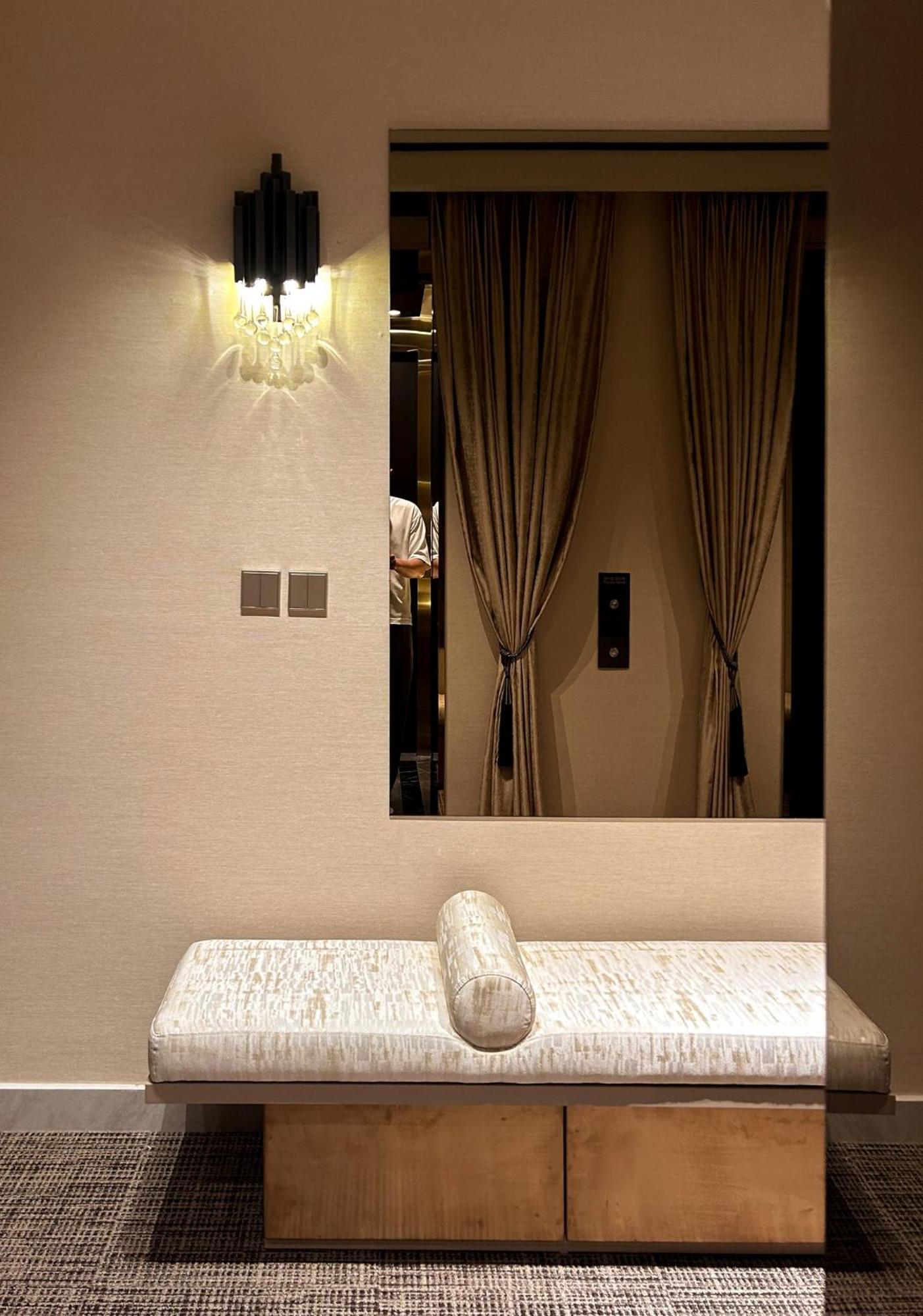 S-hub Vibe In The Heart Of Hanoi-big Balcony For Group-coffee Shop Apartment