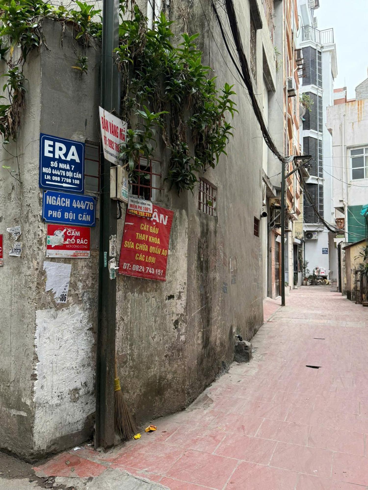 Era Doi Hanoi