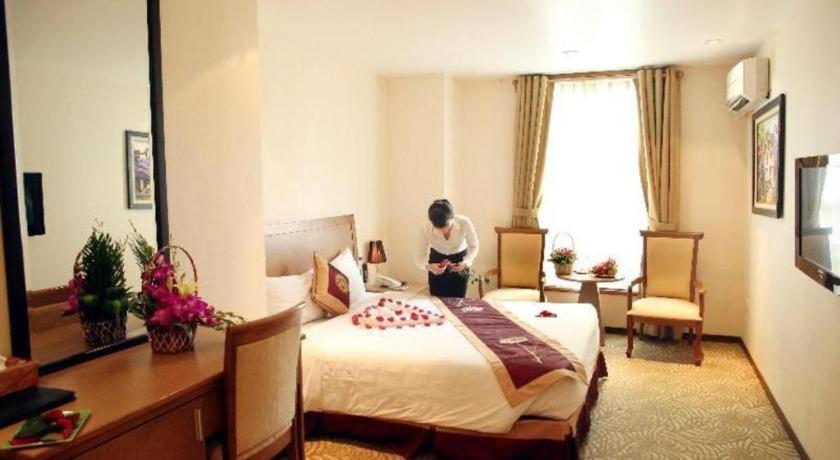 Hotel Lenid De Ho Guom Hanoi