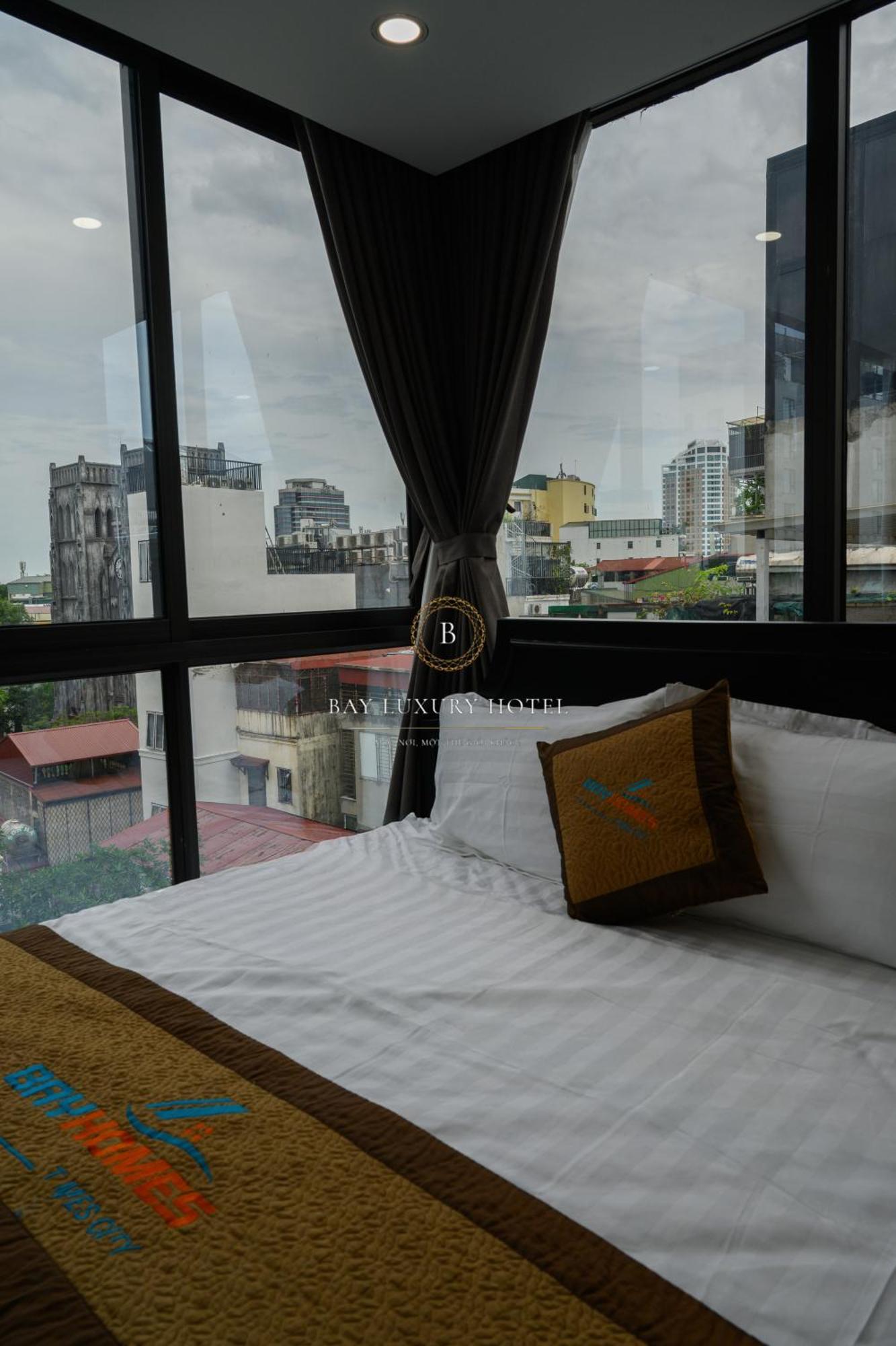 Hotel Bay Luxury & - No 1 Ngo Huyen Hanoi