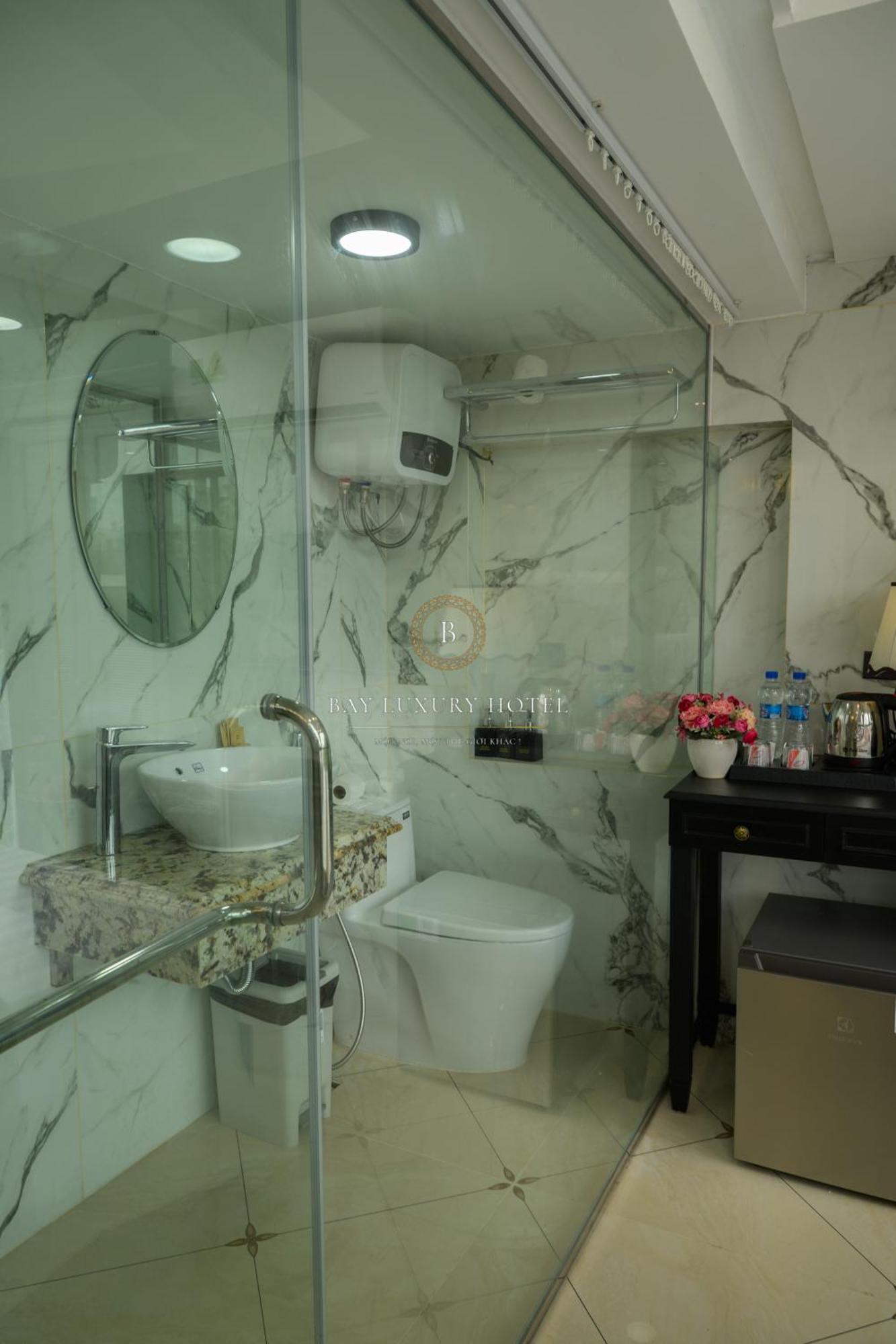 Bay Luxury & - No 1 Ngo Huyen 2* Hanoi