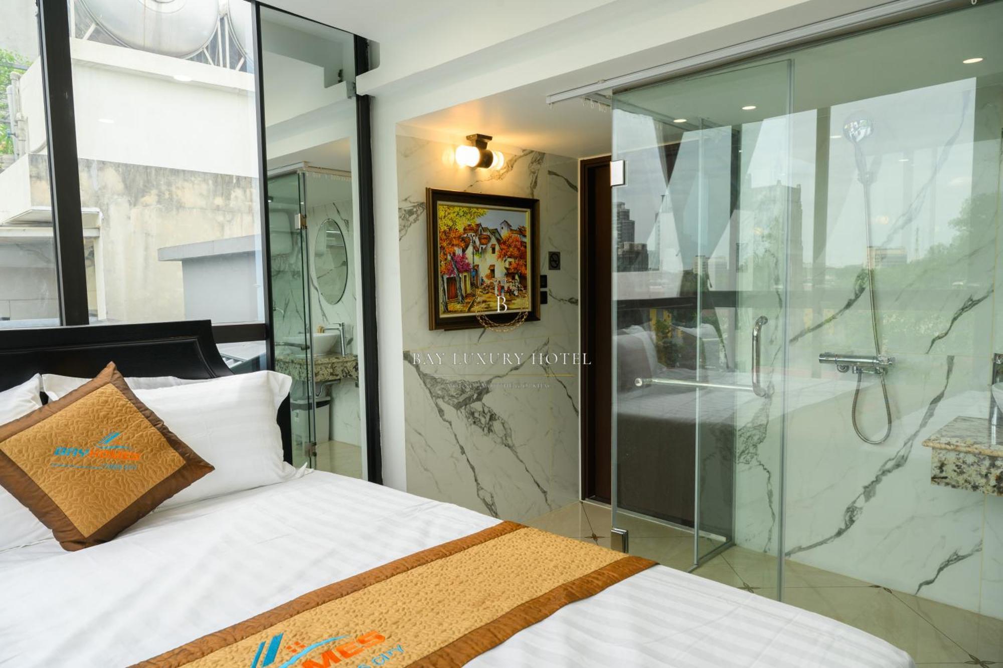 Hotel Bay Luxury & - No 1 Ngo Huyen 2*