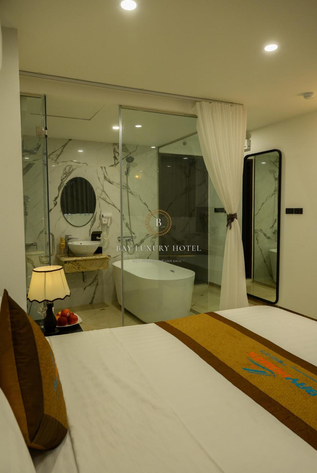 Bay Luxury & - No 1 Ngo Huyen Hotel 2*