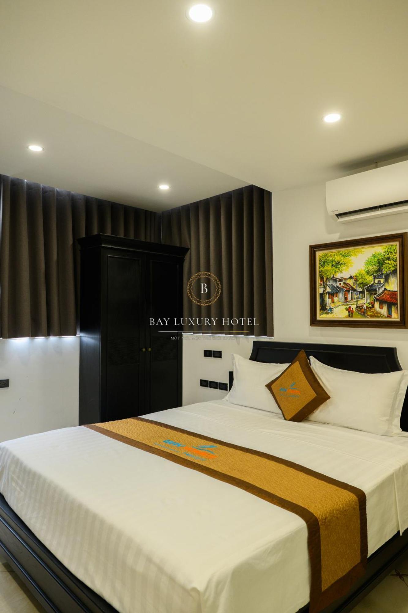Hotel Bay Luxury & - No 1 Ngo Huyen 2*