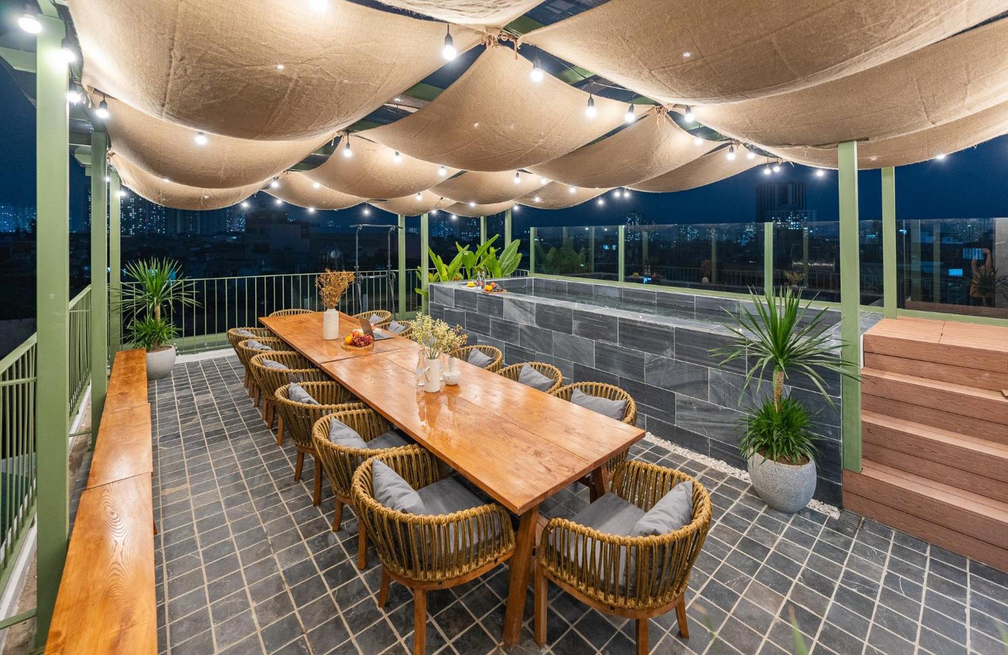 Apartamento Deluxe In Centre Hanoi-100m2 Rooftop For Group Hanói