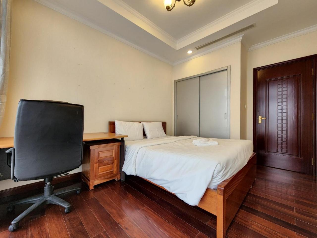 Vinhome Royal Nguyen Trai Luxury *