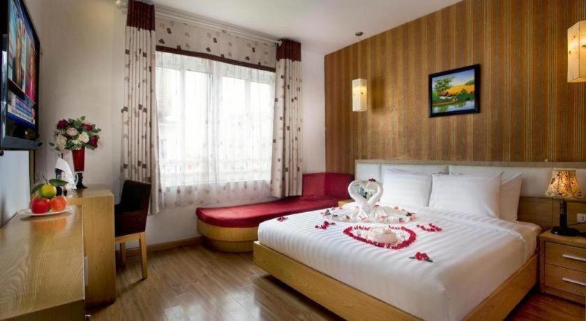 Tu Linh Palace 3* Hanoi
