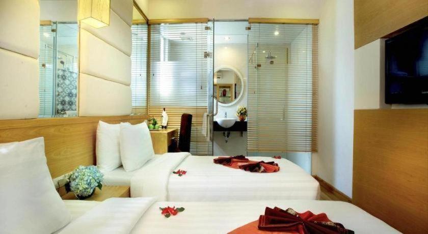 Hotel Tu Linh Palace