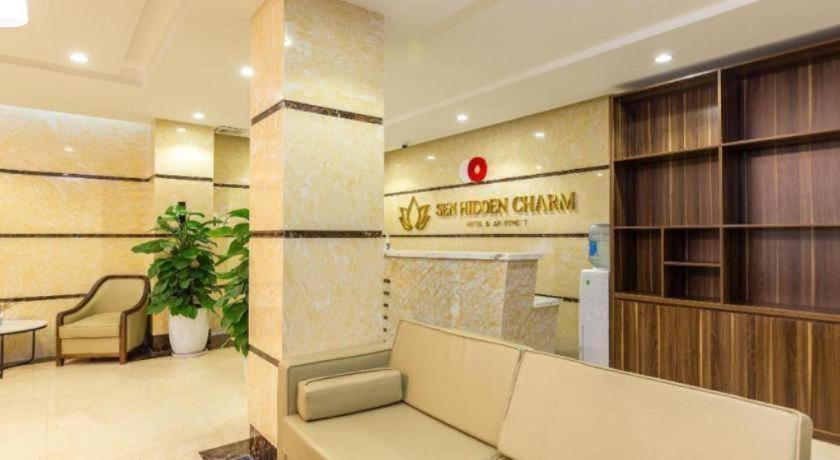 Hotel Sen Hidden Charm Hanoi