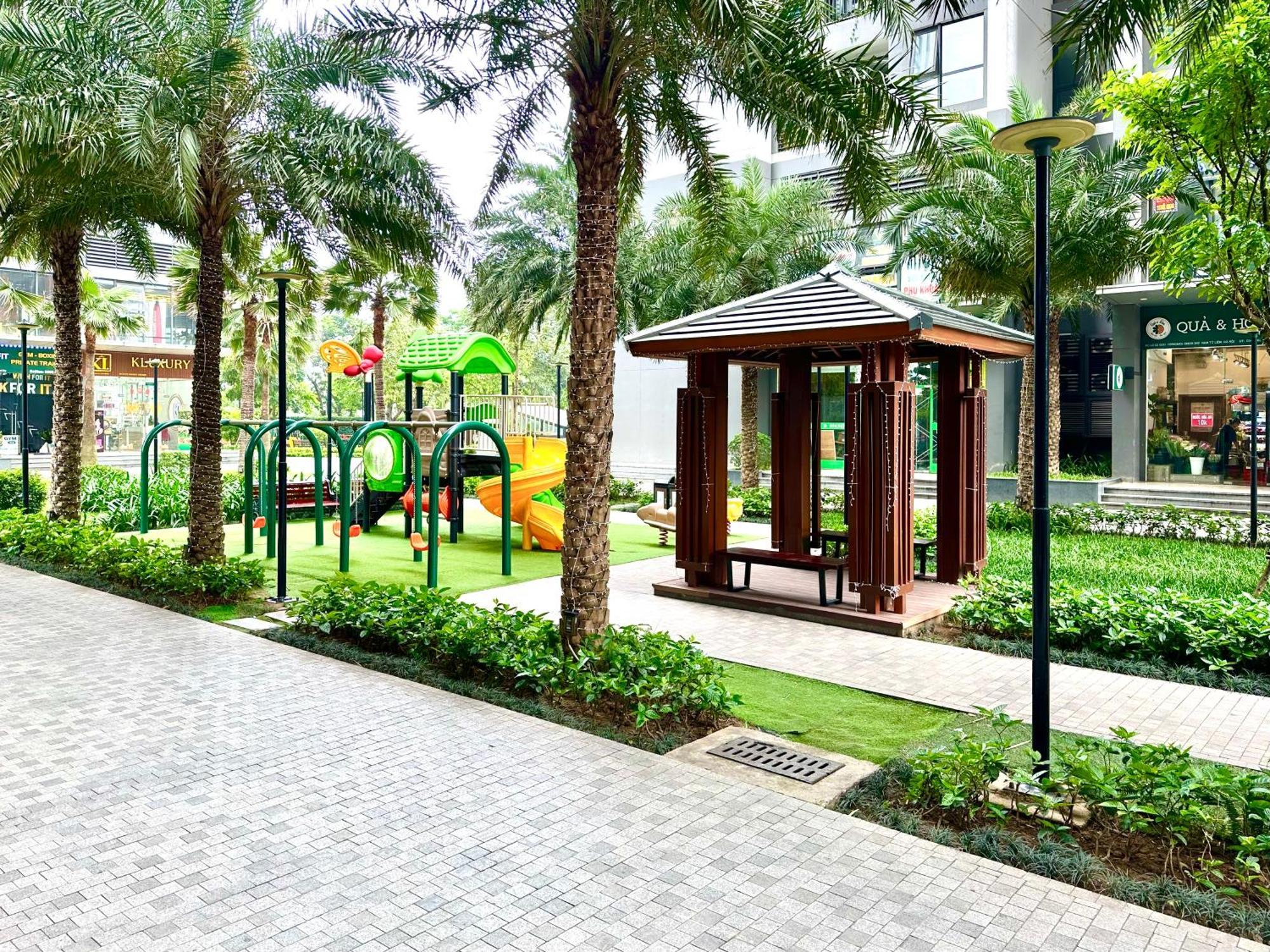 Apartment High Quality With Swimming Pool, Gym, Private Walking In Centre Hanoi