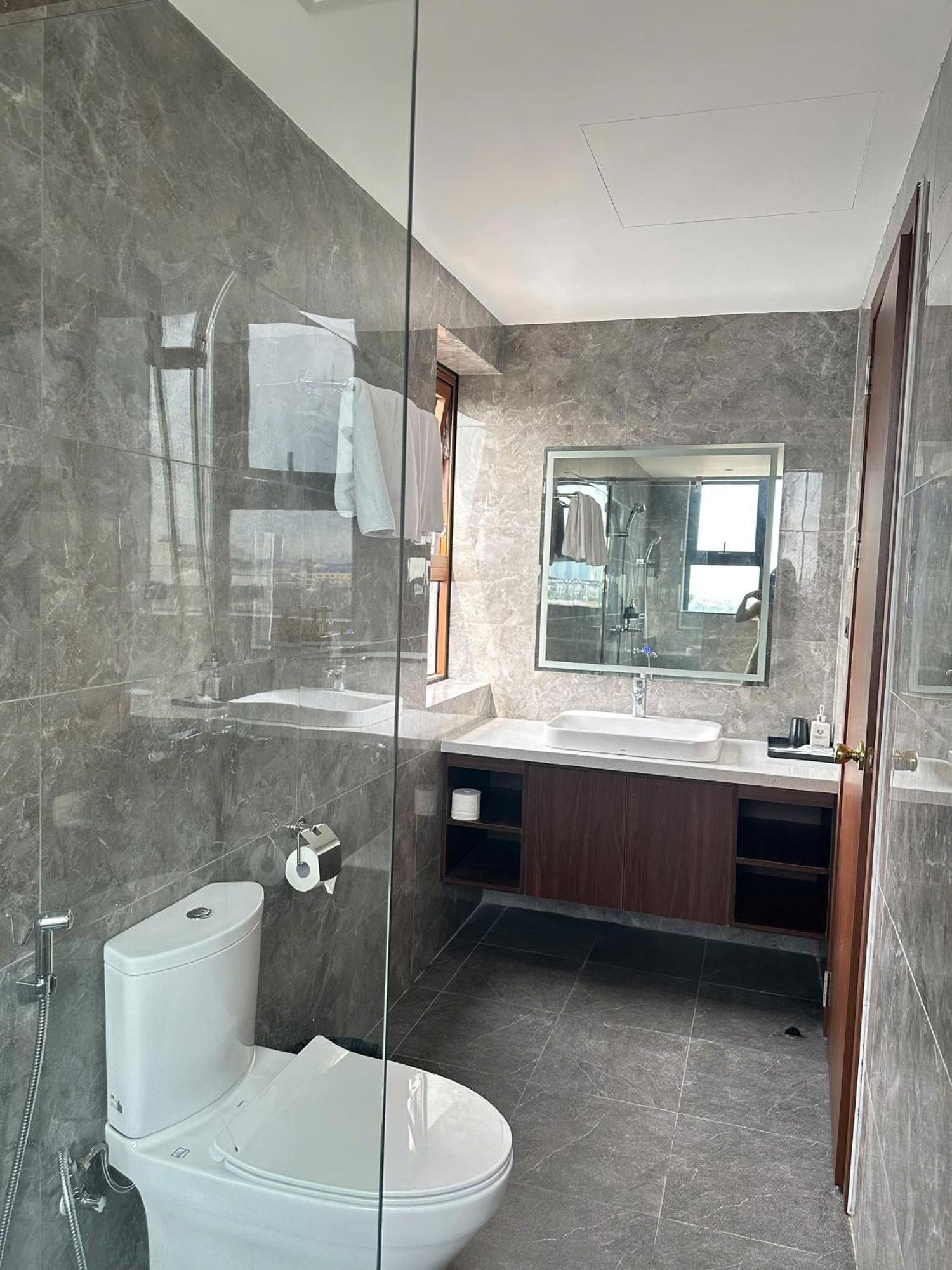 Apartment Luxe Paradise Truc Bach Hanoi
