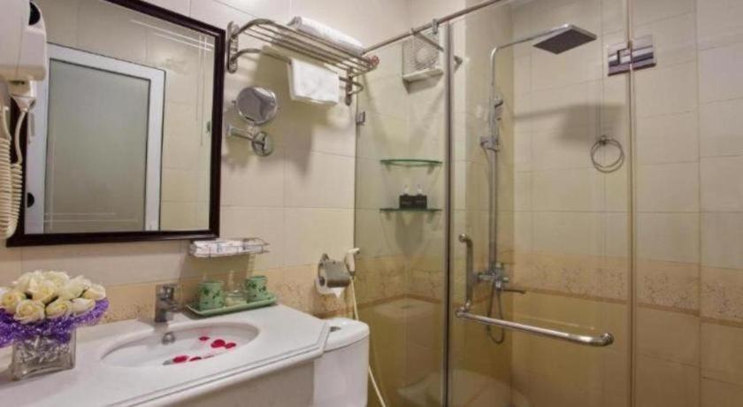 Impressive Hotel 3*