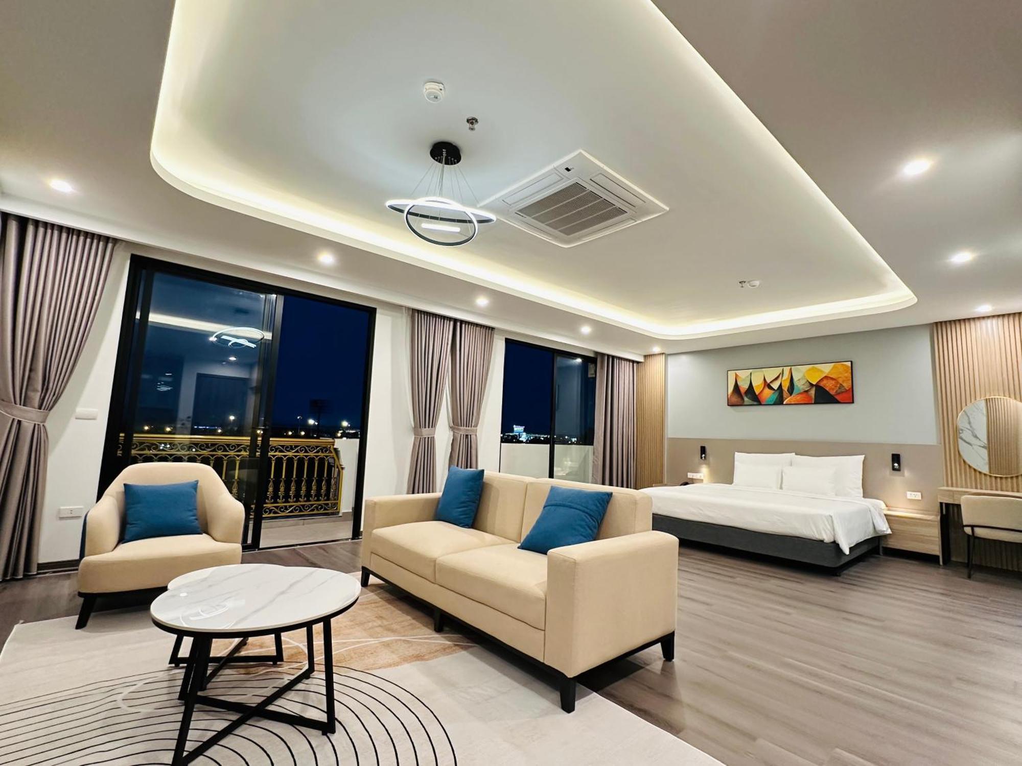 Blue Sky Noi Bai And Pool 4* Hanoi