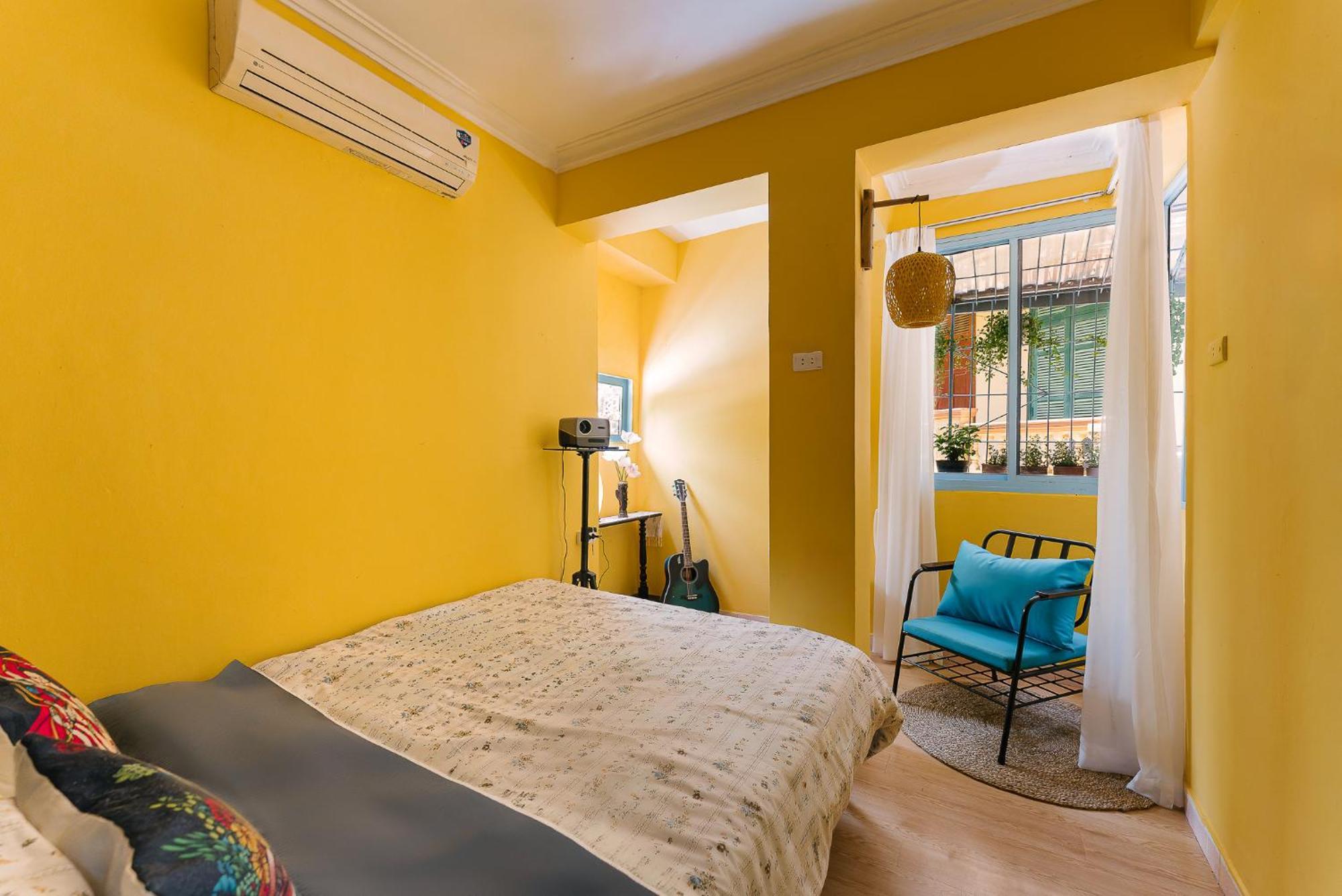 Authentic Old Quarter-free Breakfast-netflix & Balcony Apartment *