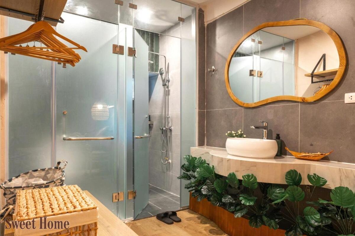 Sweet - 4 Bed - Cinema Spacious