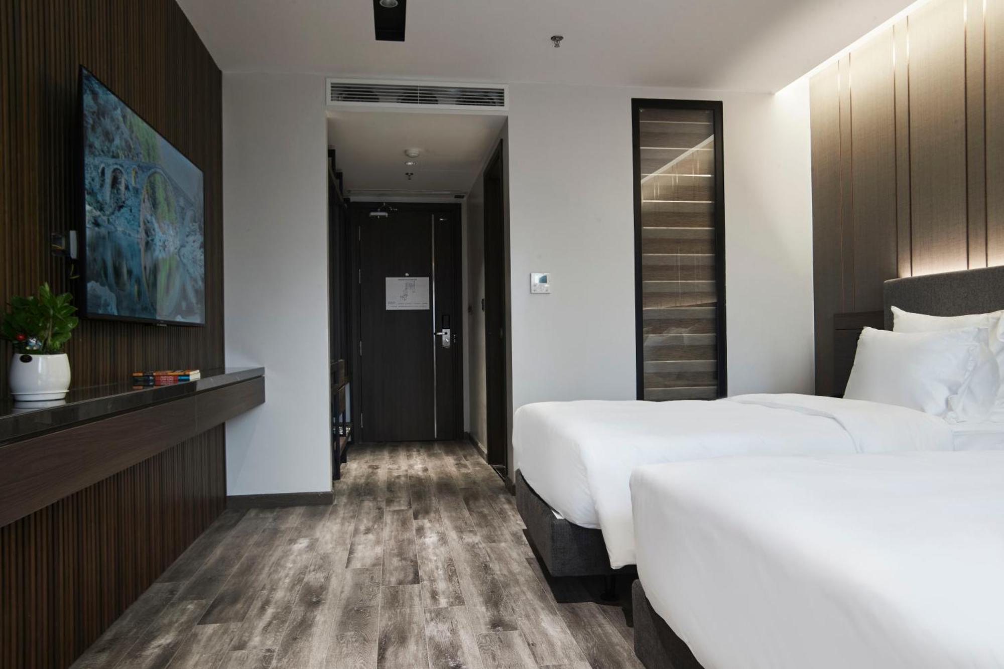 Grandview & Hotel 4*