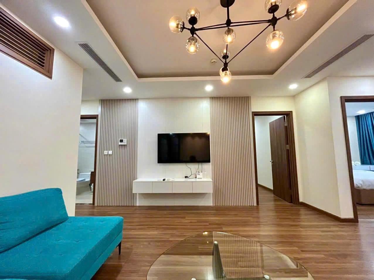 Apartment Golden Park Tower- Cau Giay Park Near Greenwich Uni *