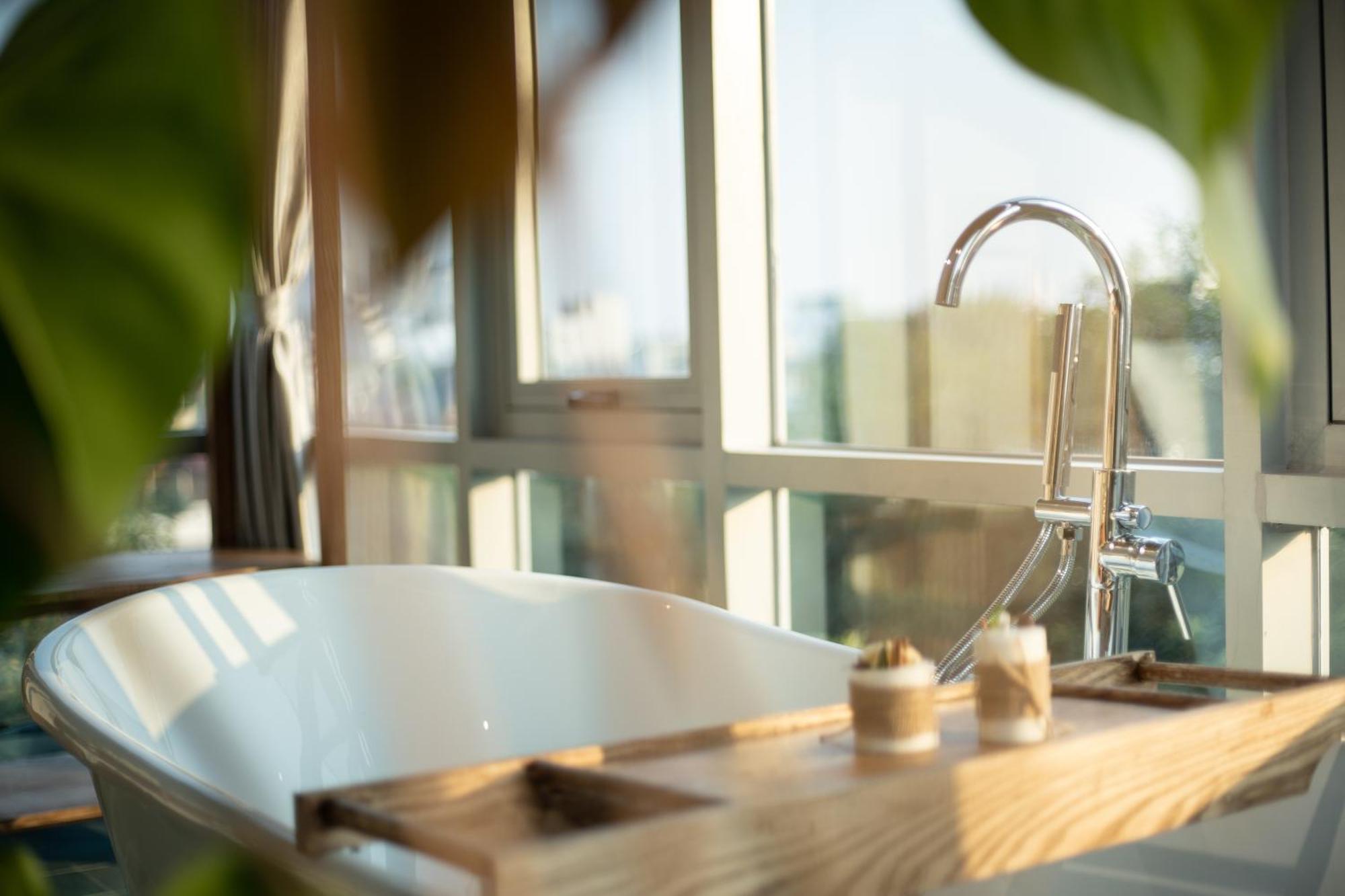 Bao Cuon Bay Id Di Roi Apartment Hanoi
