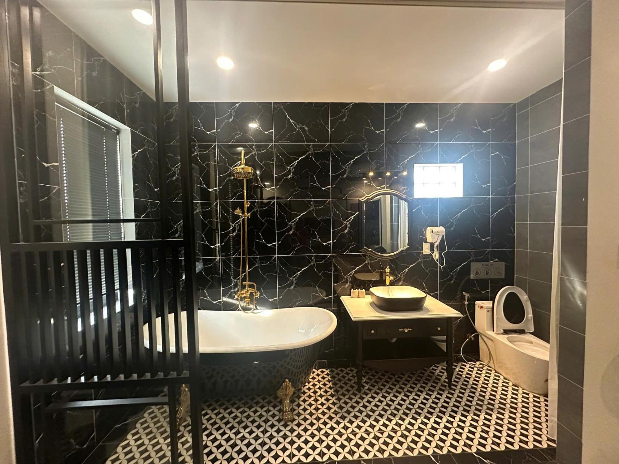Luxury Place Hanoi
