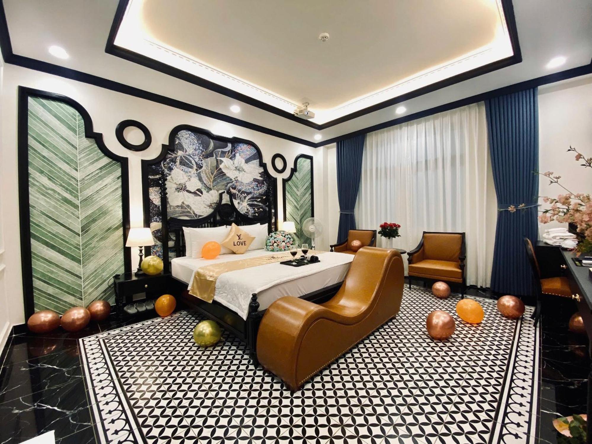 Luxury Place 4* Hanoi