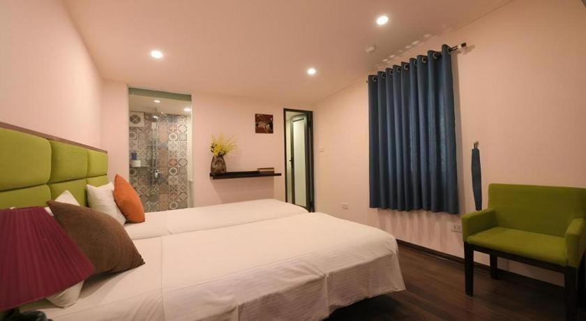 Old Quarter Family Hotel