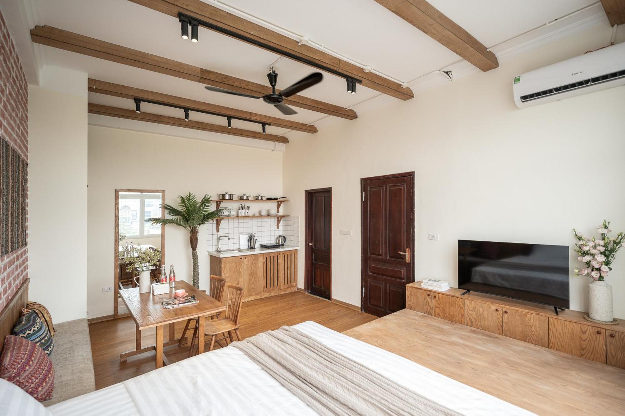 Deluxe In Centre Hanoi-100m2 Rooftop For Group * Hanoi