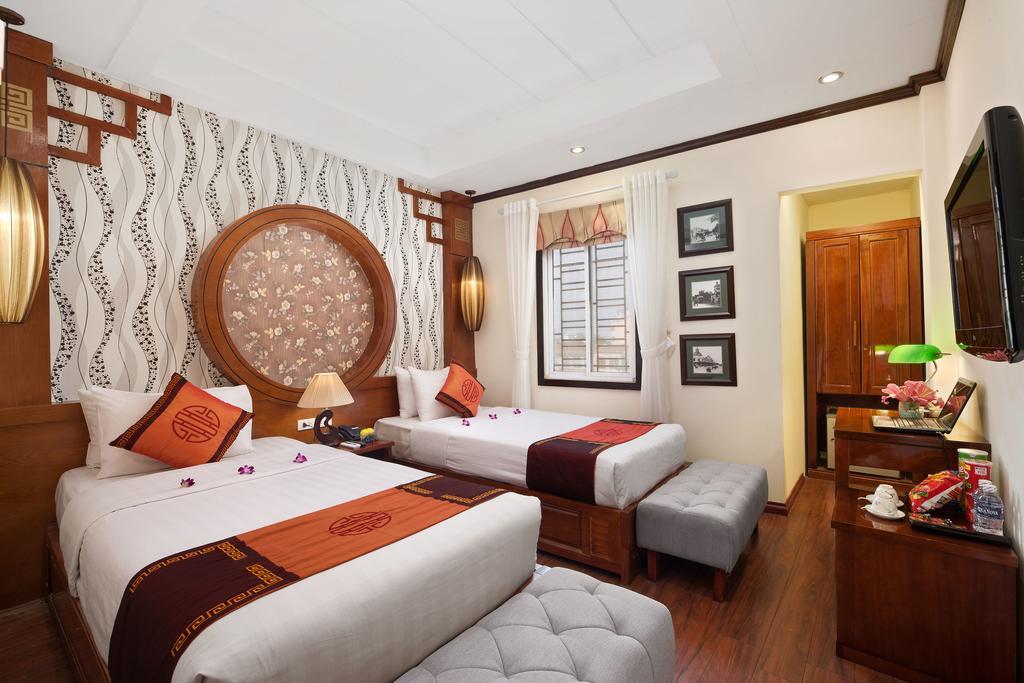 Hotel Symphony 3*