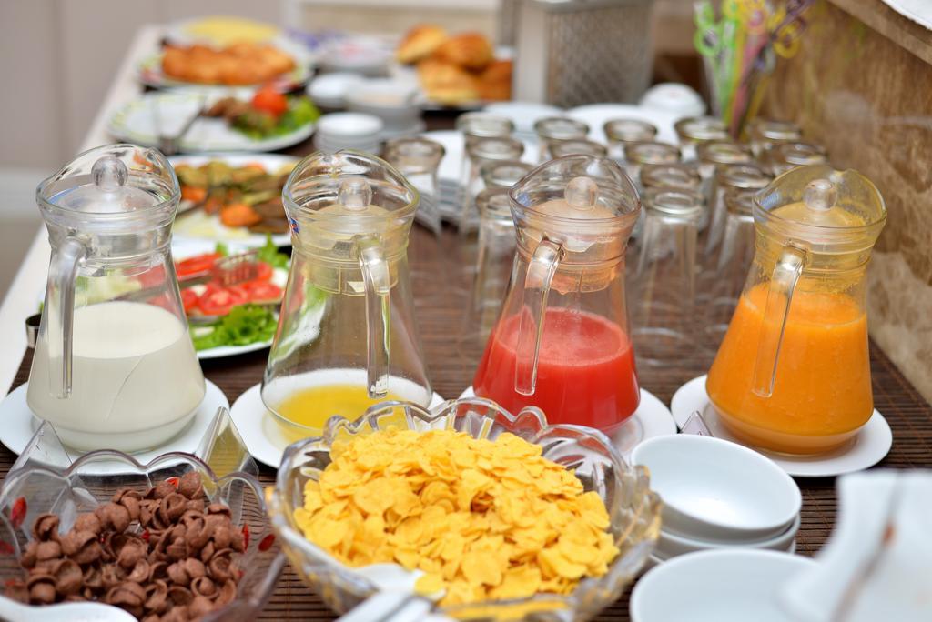 Calypso Premier Hotel 3*