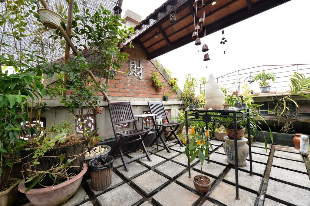 Garden Queen Hotel