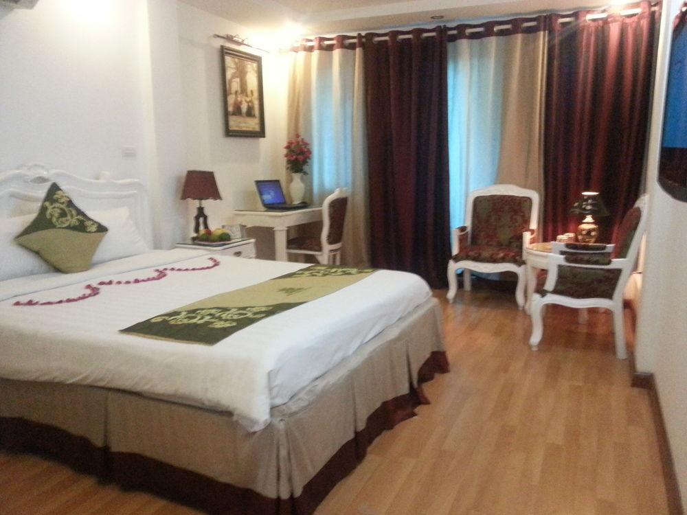 Hotel Capital 2*