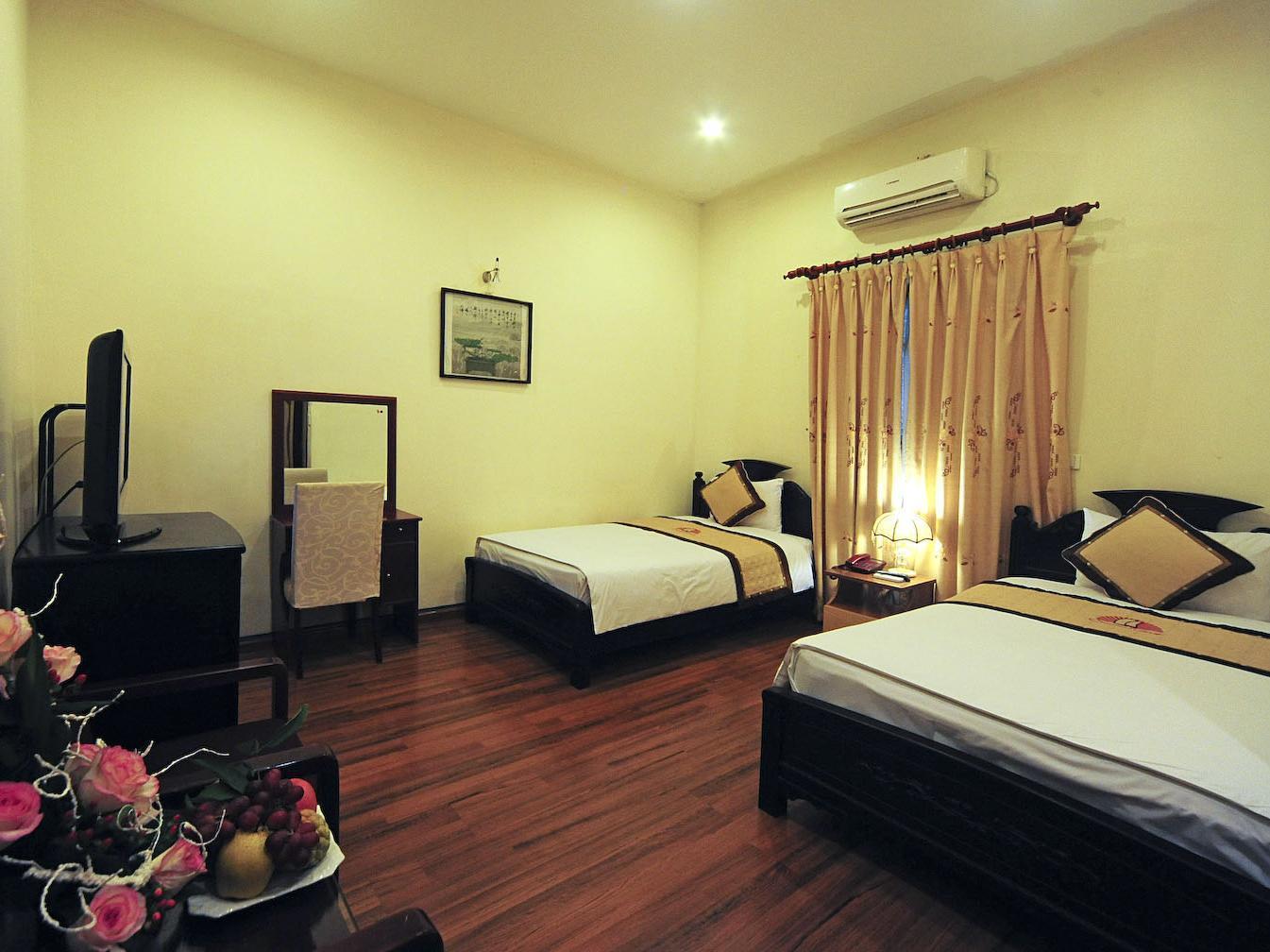 Khách sạn Sunshine 3