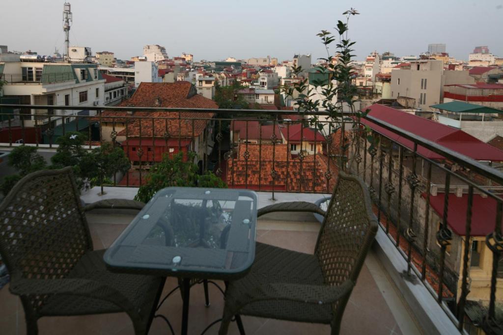 Dragon Boutique Hanoi