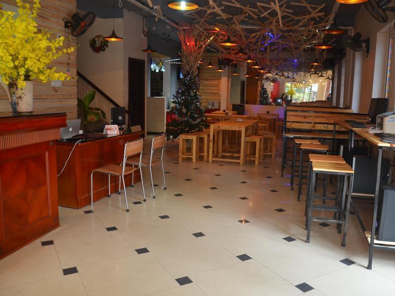 Camellia 4 Hotel 2*
