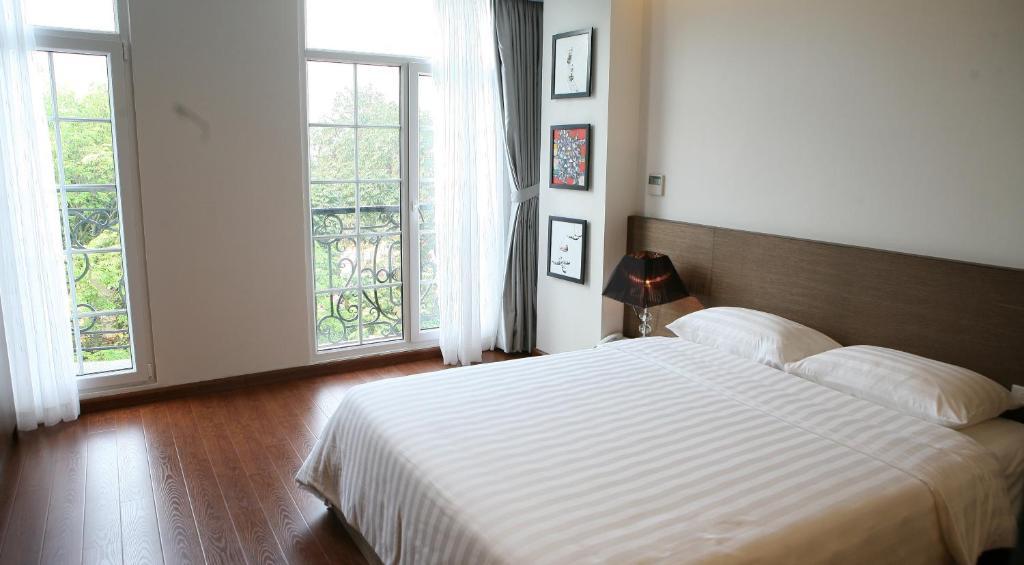 Idc White House * Hanoi