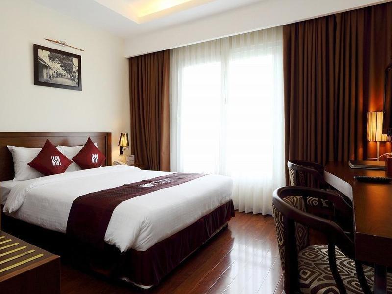 Le Carnot Boutique Hotel 4*