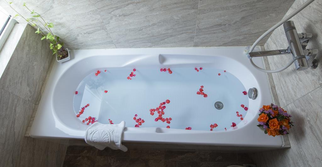 Adamas 3* Hanoi