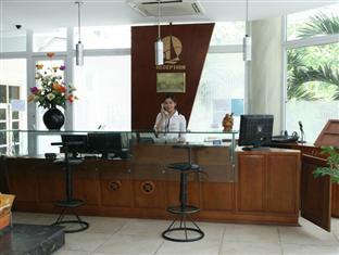 Hotel Khach San Cong Doan Quang Ba 3*