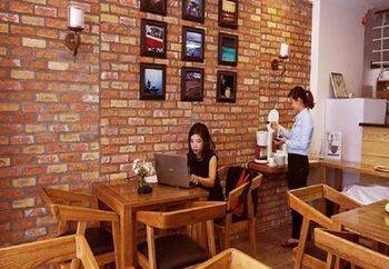 Azumaya Ba Trung 2 Hotel