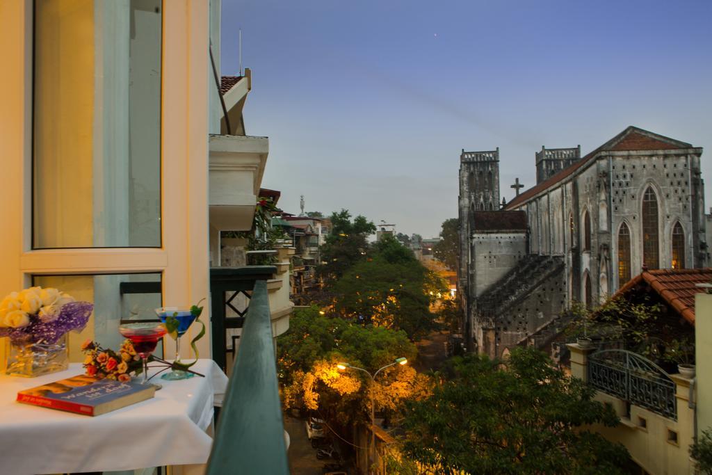 Khách sạn Impressive 3*