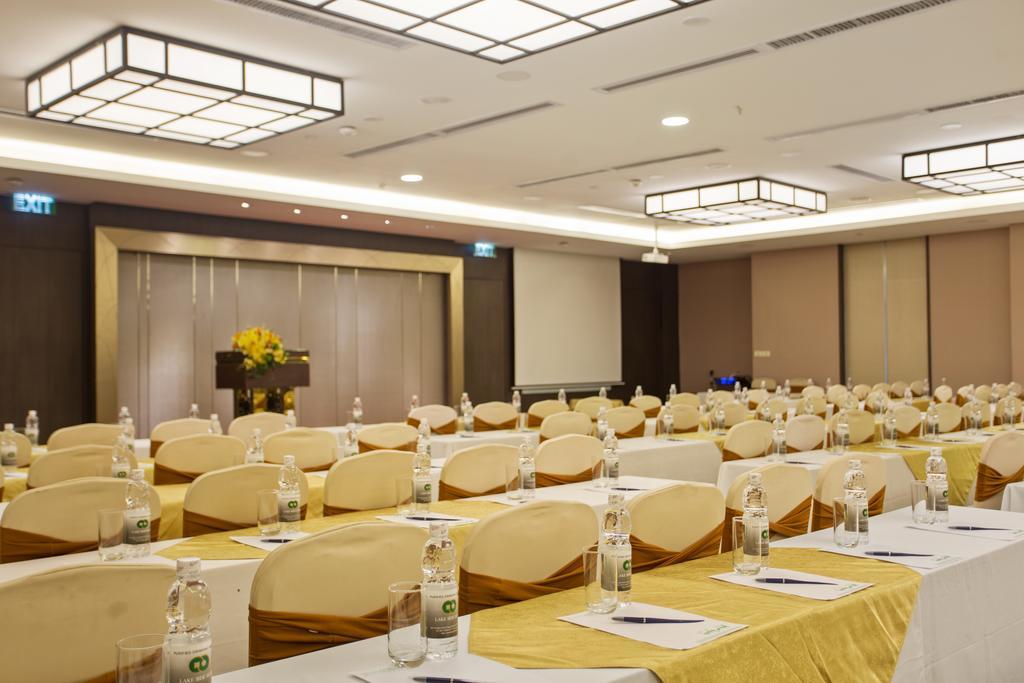 Side Hotel 4*