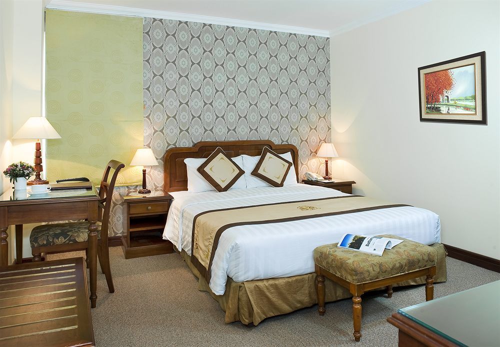 Hotel Adamas 3*