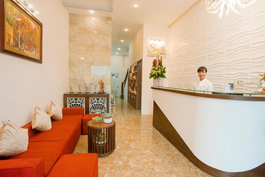 Hotel Smile