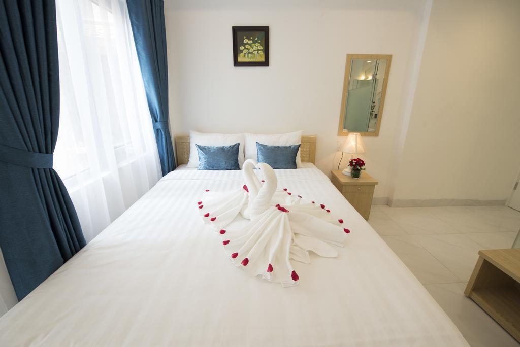 Hotel Ha Noi Holiday Center Hotel Hanoi