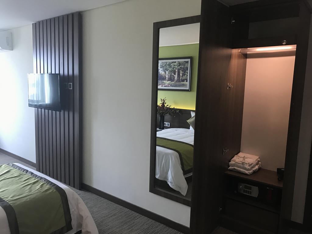 Hotel Kuretakeso Tho Nhuom 84