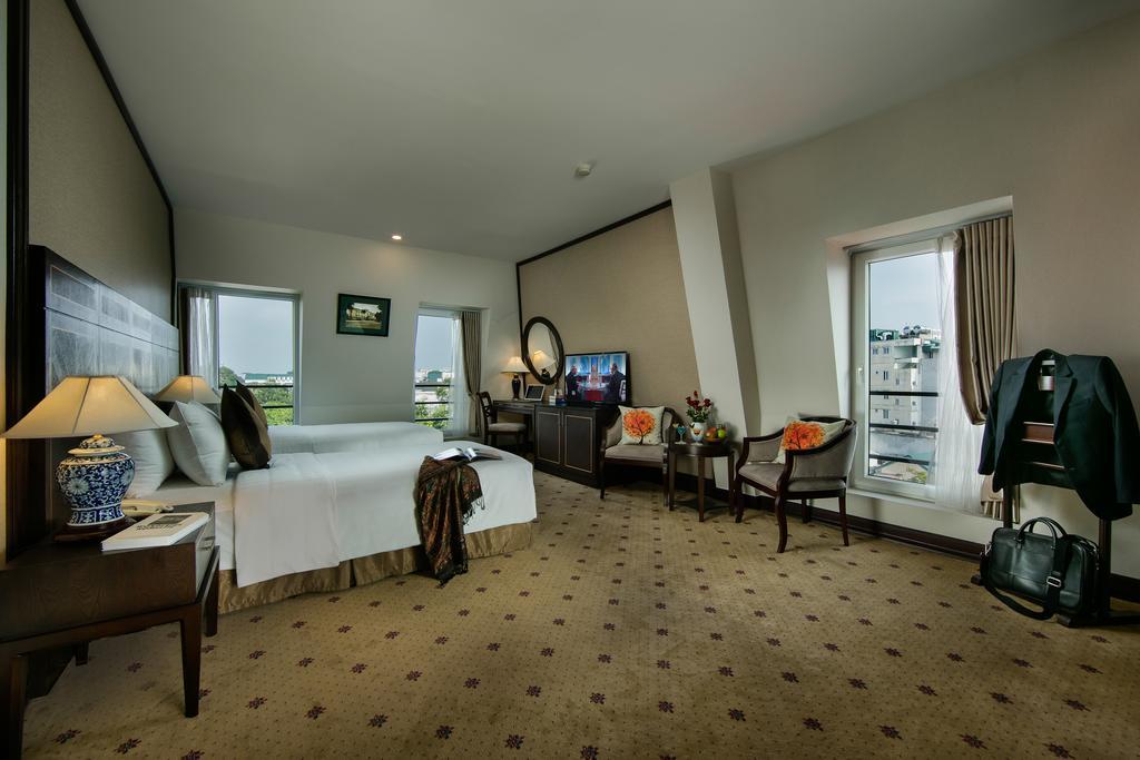 Zephyr Boutique Hotel 4*